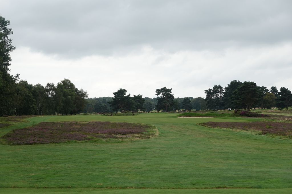 4th Hole at Walton Heath Golf Club (Old) (519 Yard Par 4)